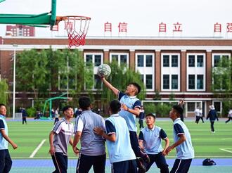 奮進(jìn)在教育強(qiáng)國大路上——新中國成立75周年教育事業(yè)發(fā)展成就綜述
