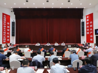 丁純在全市勞動模范和先進工作者代表座談會上強調   弘揚勞模精神勞動精神工匠精神 奮力譜寫中國式現代化黃山篇章  
